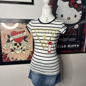 NWT Embroidered Guess Ringer Tee